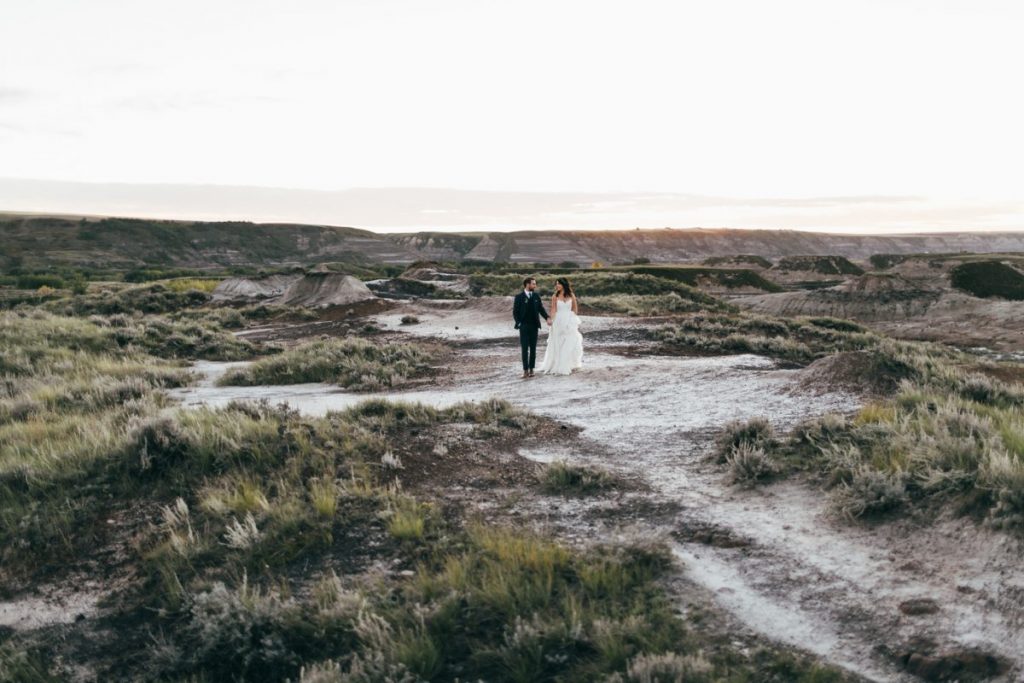 Indie Elopement in Alberta's Badlands