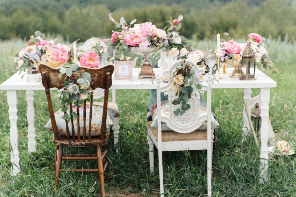 Styled Wedding Shoot: Vintage Field Chic